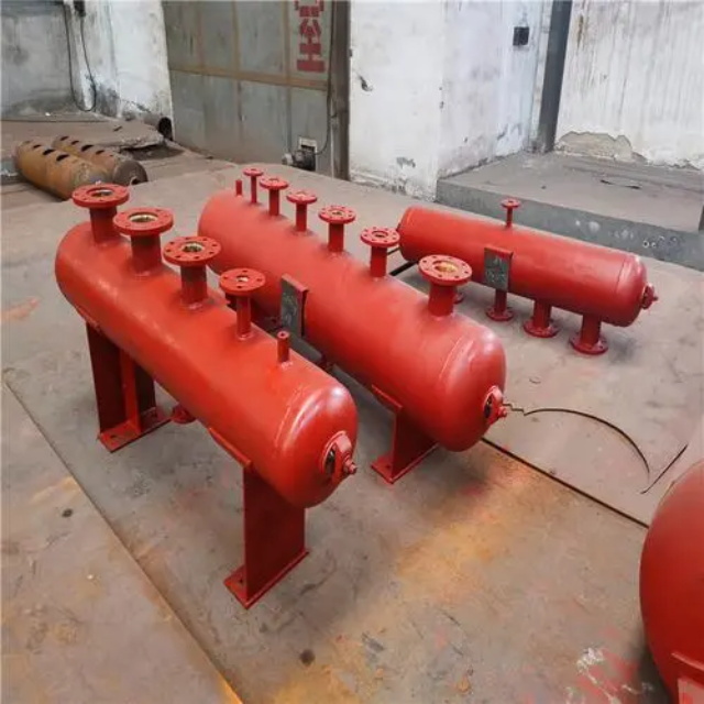 兴仁分集水器安装高度
